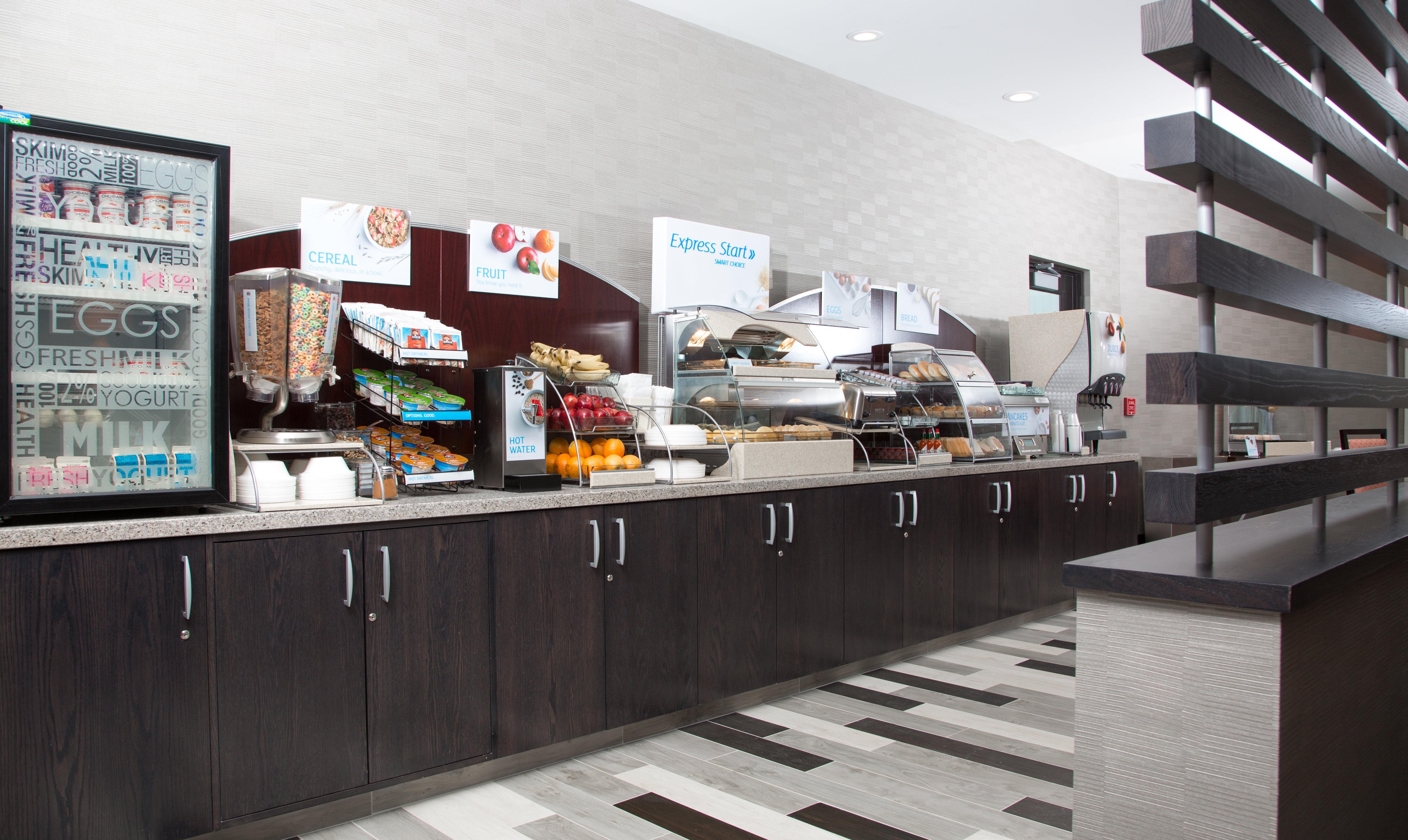 Holiday Inn Express Moline - Quad Cities Area By Ihg Exterior photo