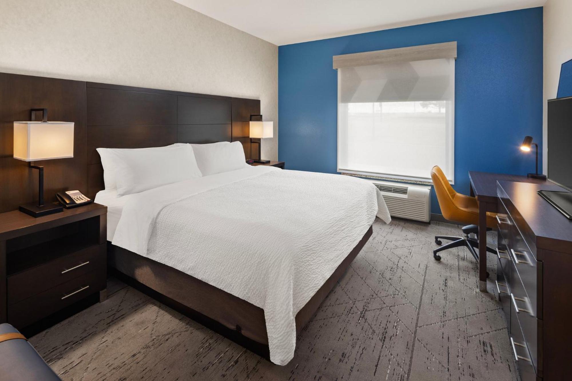 Holiday Inn Express Moline - Quad Cities Area By Ihg Exterior photo